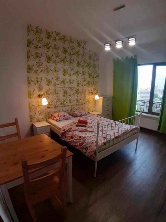 Romantic Calm Apartments Piata Universitate Bukarest Eksteriør billede